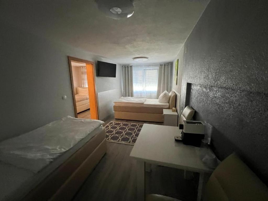 Gaestehaus Giannikis Schorndorf  Kültér fotó